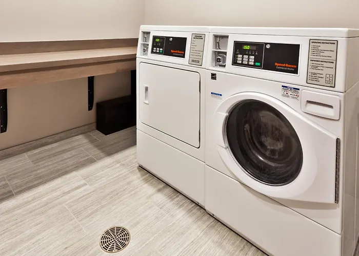Fairfield Inn & Suites By Marriott Birmingham Colonnade
